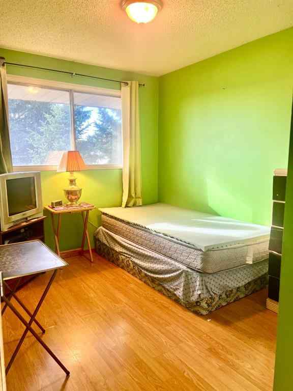 MLS® A2261546 - 1051 Fonda Court SE in Forest Heights Calgary, Residential