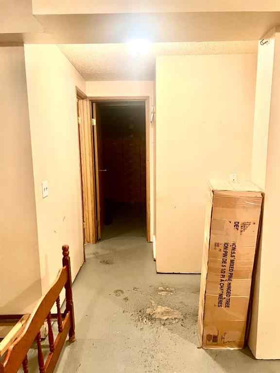 MLS® A2261546 - 1051 Fonda Court SE in Forest Heights Calgary, Residential