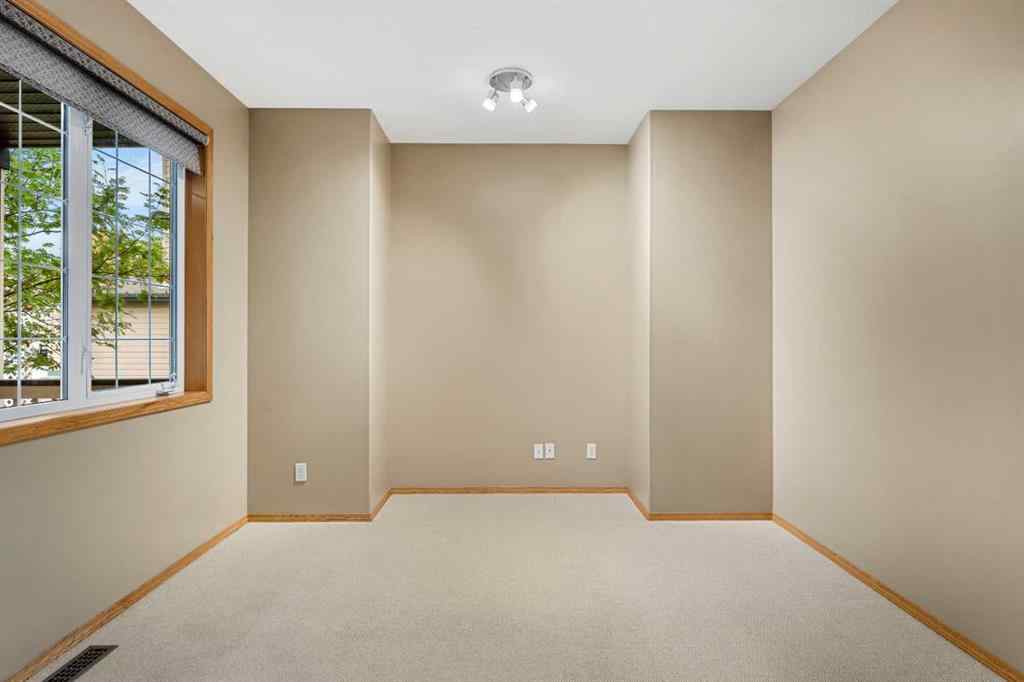 MLS® A2261551 - 28 Bow Ridge Link  in Bow Ridge Cochrane, Residential