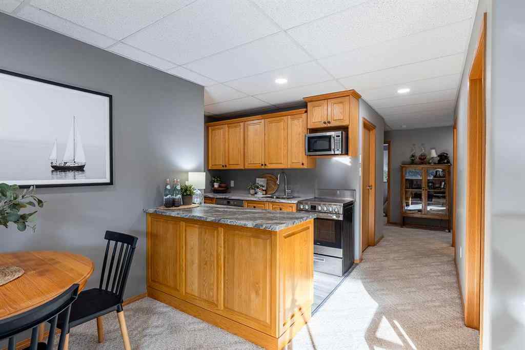 MLS® A2261552 - 58 Cottonwood Court SW in Cottonwood Medicine Hat, Residential