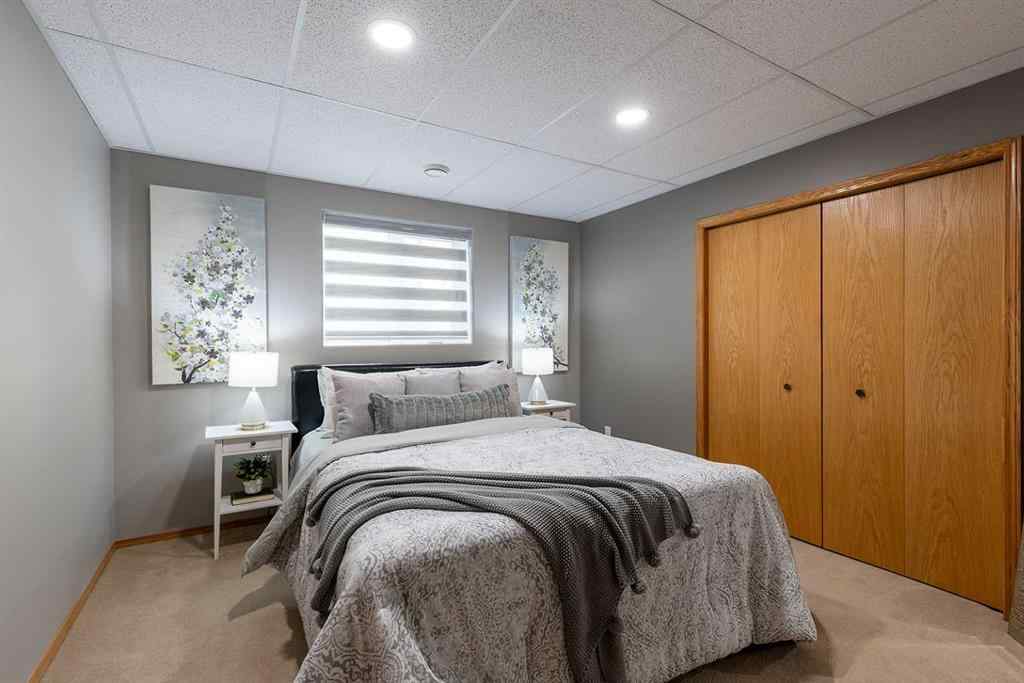 MLS® A2261552 - 58 Cottonwood Court SW in Cottonwood Medicine Hat, Residential