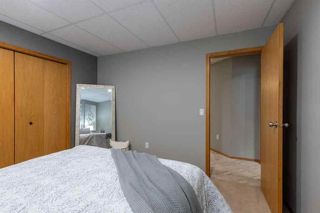 MLS® A2261552 - 58 Cottonwood Court SW in Cottonwood Medicine Hat, Residential