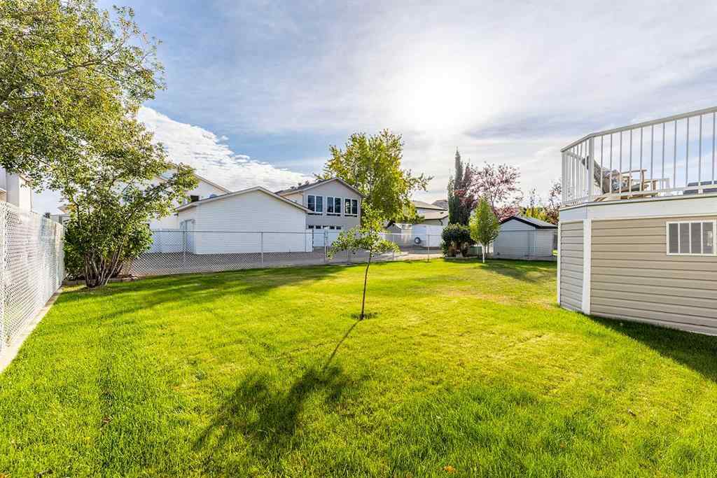 MLS® A2261552 - 58 Cottonwood Court SW in Cottonwood Medicine Hat, Residential