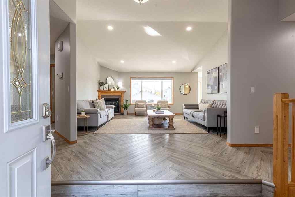 MLS® A2261552 - 58 Cottonwood Court SW in Cottonwood Medicine Hat, Residential