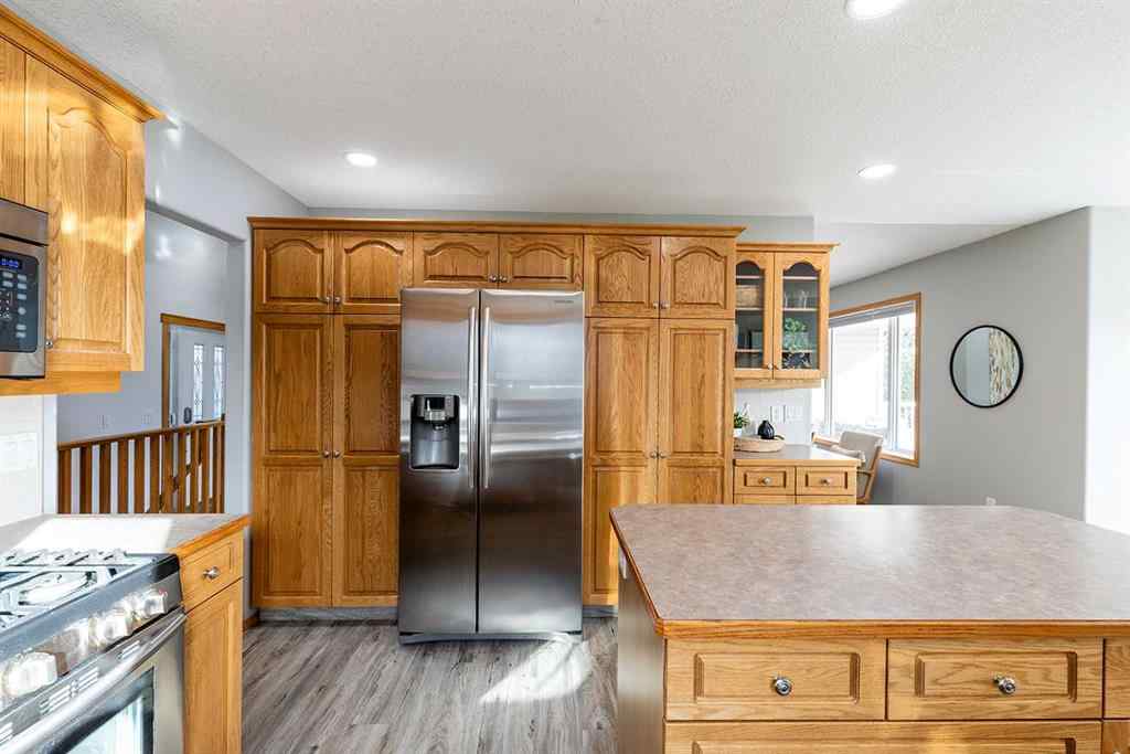 MLS® A2261552 - 58 Cottonwood Court SW in Cottonwood Medicine Hat, Residential