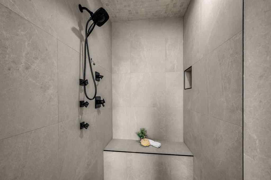 MLS® A2261556 - 2020 22 Avenue NW in Banff Trail Calgary, Residential