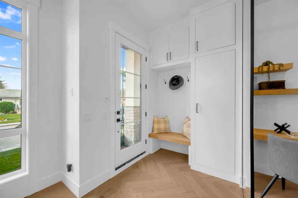 MLS® A2261556 - 2020 22 Avenue NW in Banff Trail Calgary, Residential