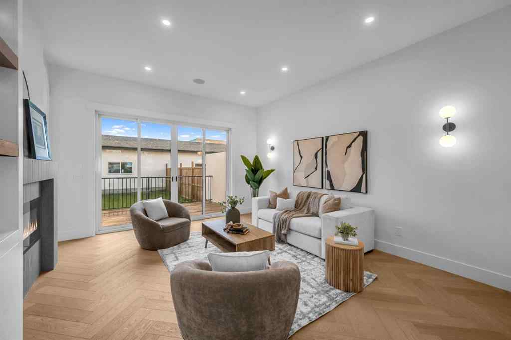 MLS® A2261556 - 2020 22 Avenue NW in Banff Trail Calgary, Residential