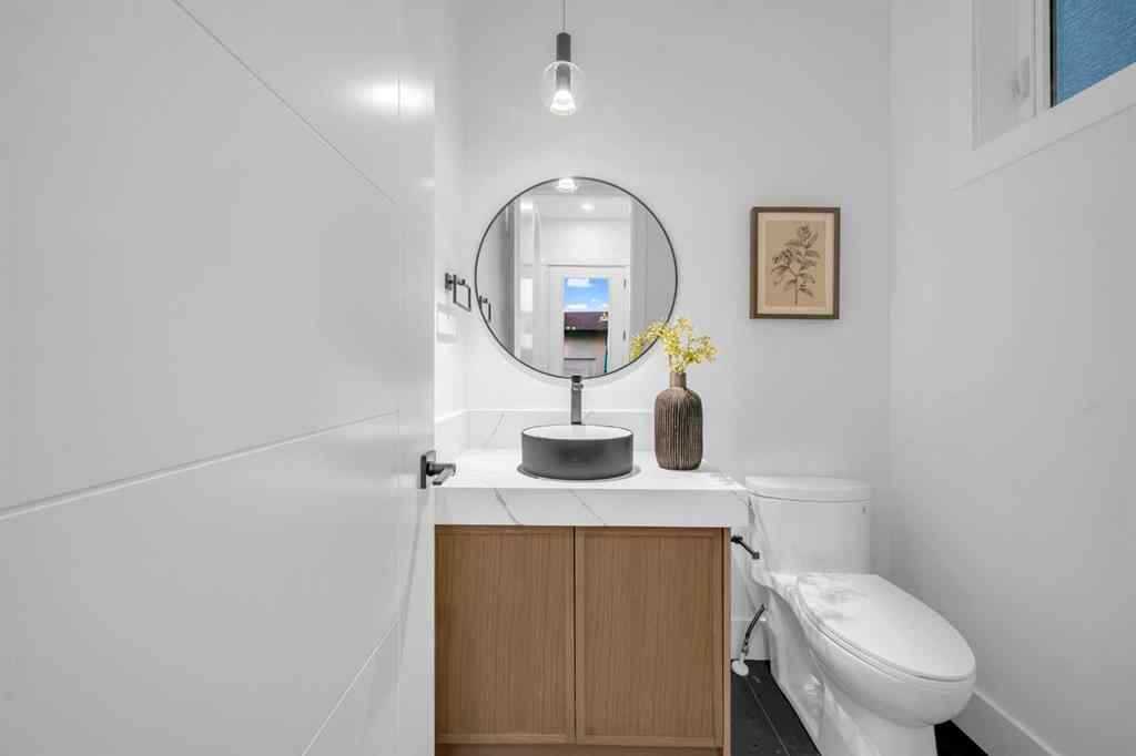 MLS® A2261556 - 2020 22 Avenue NW in Banff Trail Calgary, Residential