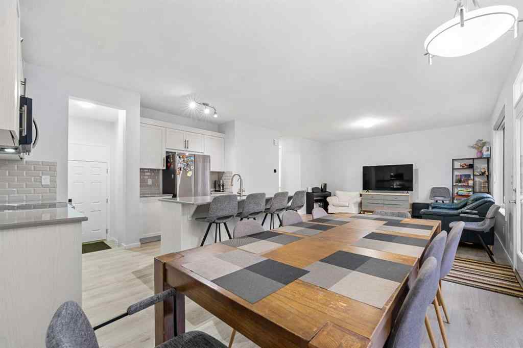 MLS® A2261558 - 281 Yorkville Road SW in Yorkville Calgary, Residential