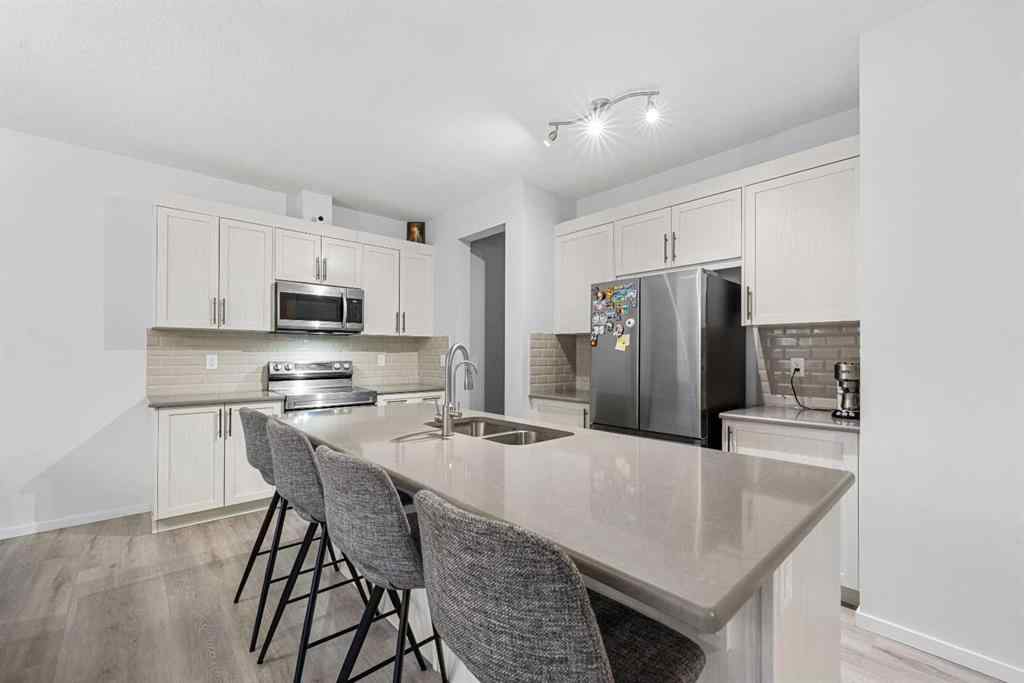 MLS® A2261558 - 281 Yorkville Road SW in Yorkville Calgary, Residential