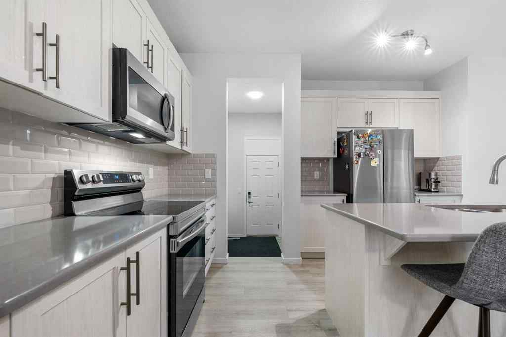 MLS® A2261558 - 281 Yorkville Road SW in Yorkville Calgary, Residential