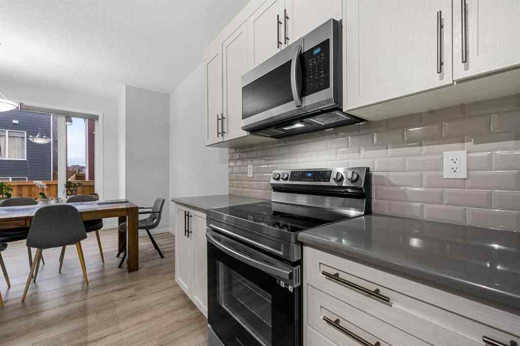 MLS® A2261558 - 281 Yorkville Road SW in Yorkville Calgary, Residential