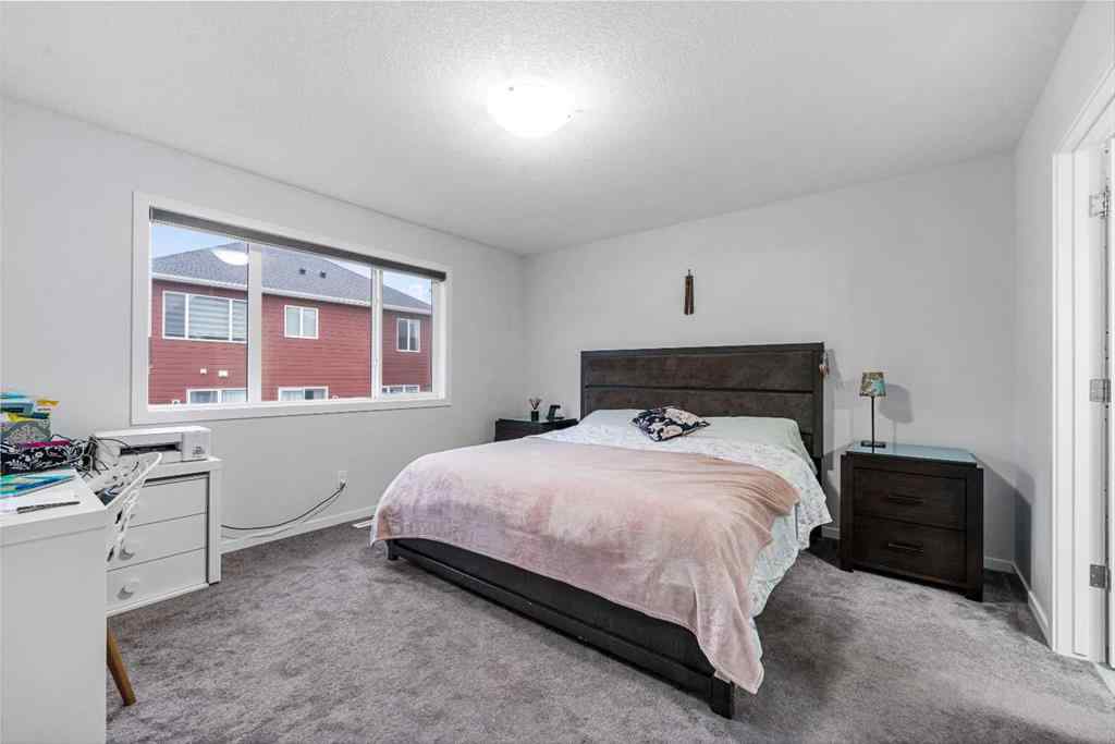 MLS® A2261558 - 281 Yorkville Road SW in Yorkville Calgary, Residential