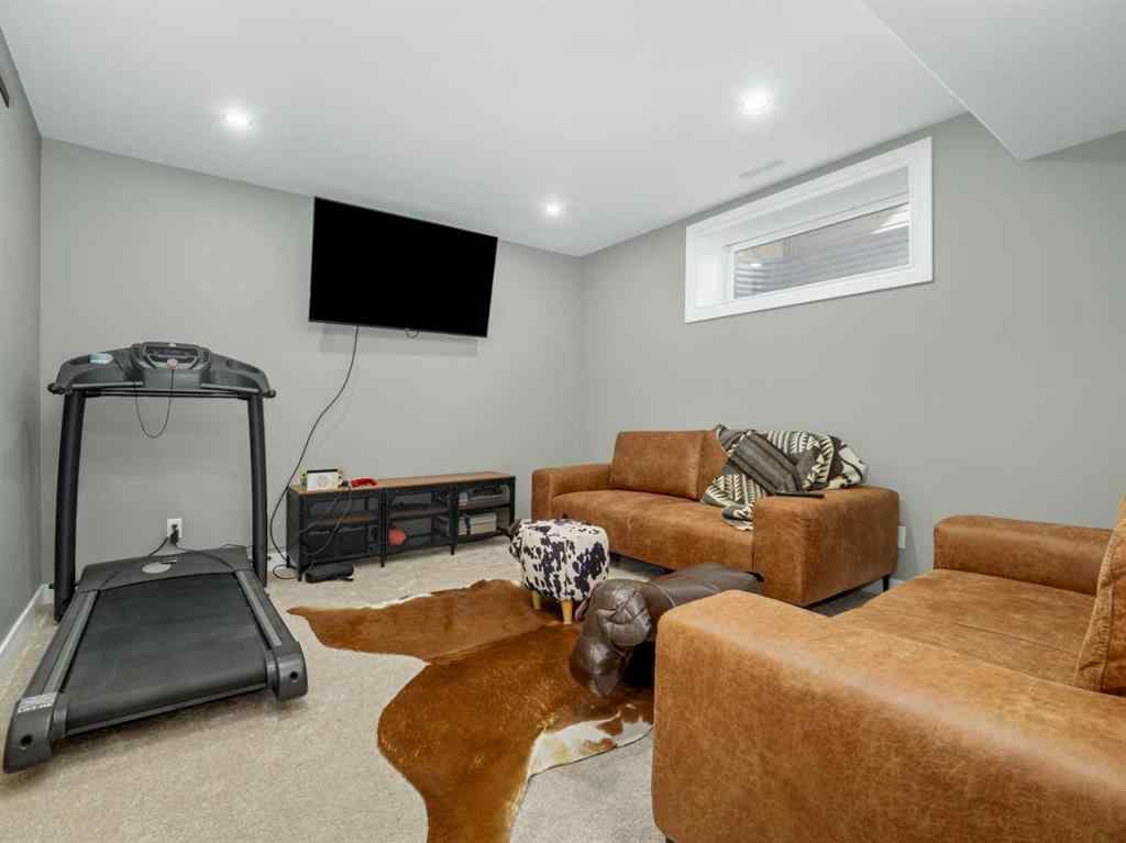 MLS® A2261561 - 583 Keystone Chase W in Copperwood Lethbridge, Residential