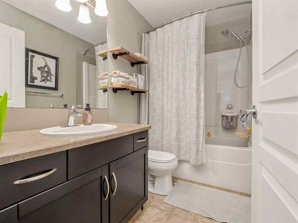 MLS® A2261561 - 583 Keystone Chase W in Copperwood Lethbridge, Residential