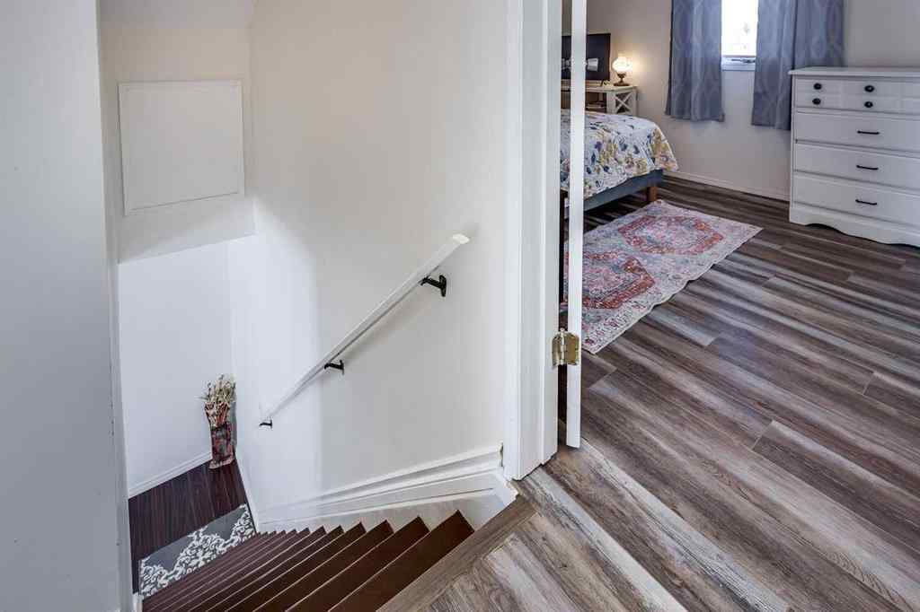 MLS® A2261565 - 5120 53 Avenue  in Central Ponoka Ponoka, Residential