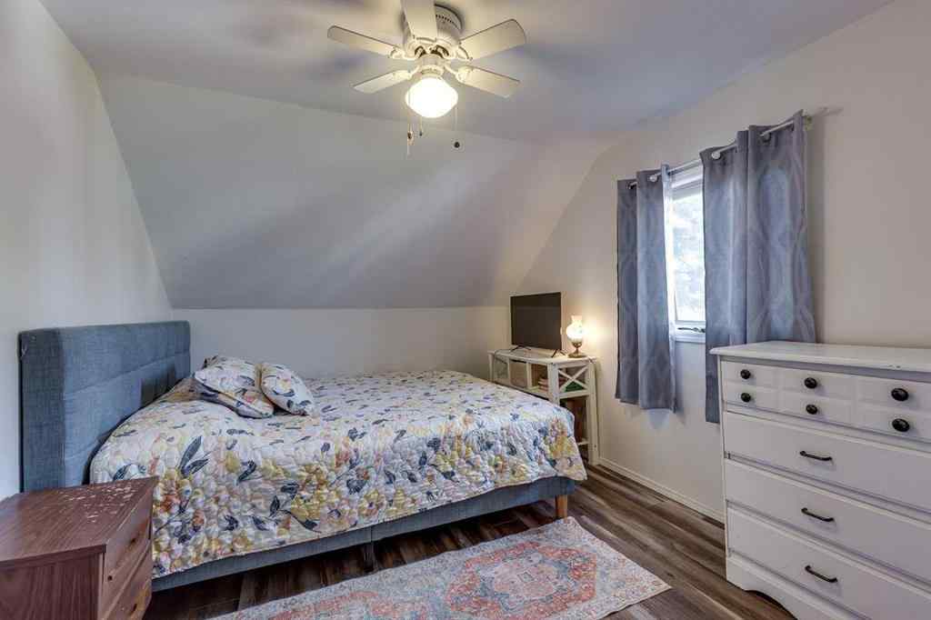 MLS® A2261565 - 5120 53 Avenue  in Central Ponoka Ponoka, Residential