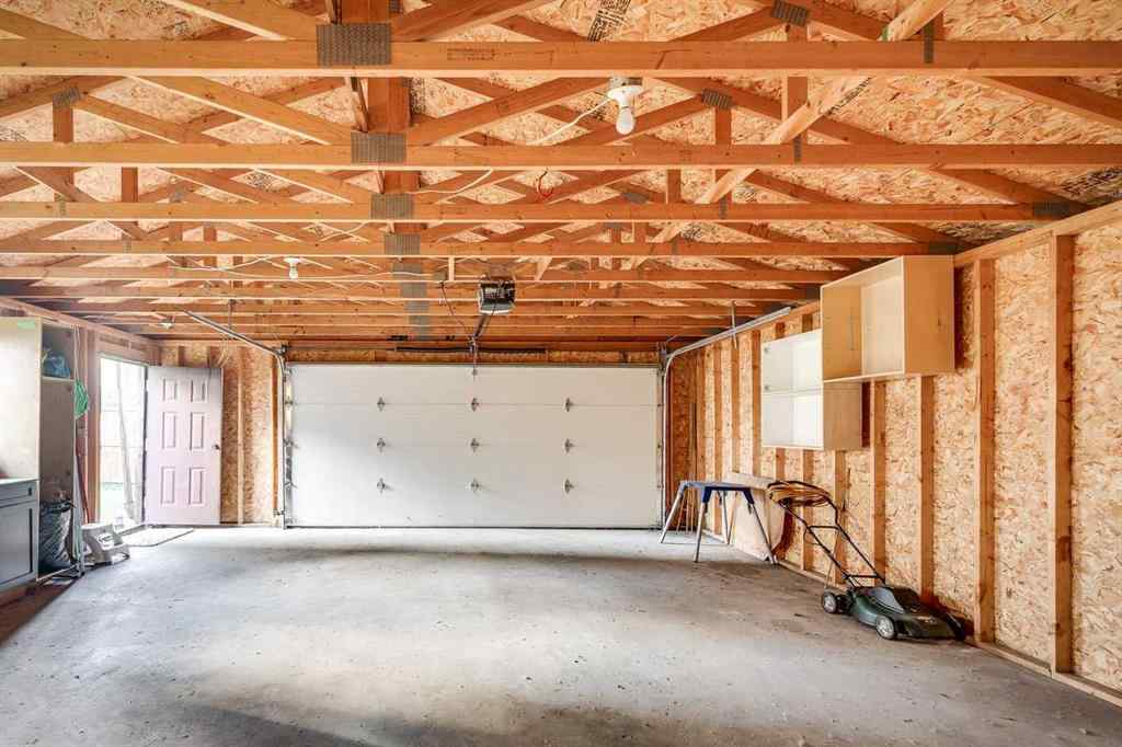 MLS® A2261565 - 5120 53 Avenue  in Central Ponoka Ponoka, Residential