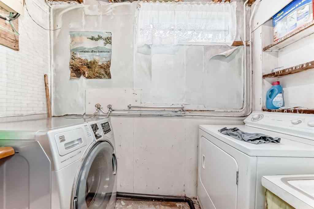 MLS® A2261569 - 59 Rosewood Road NW in Rosemont Calgary, Residential