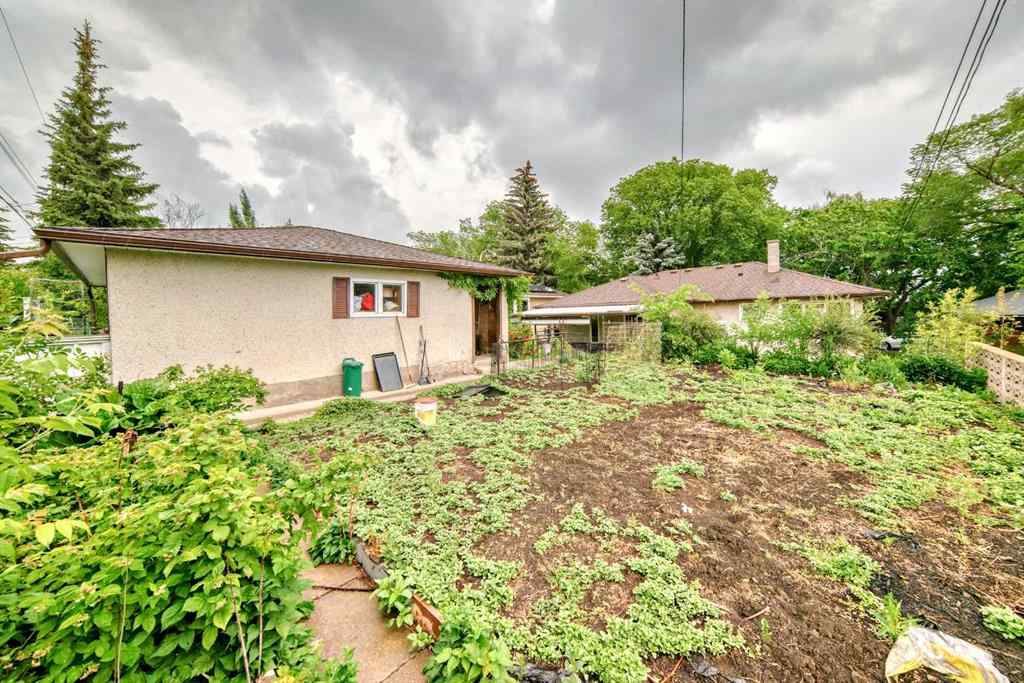 MLS® A2261569 - 59 Rosewood Road NW in Rosemont Calgary, Residential