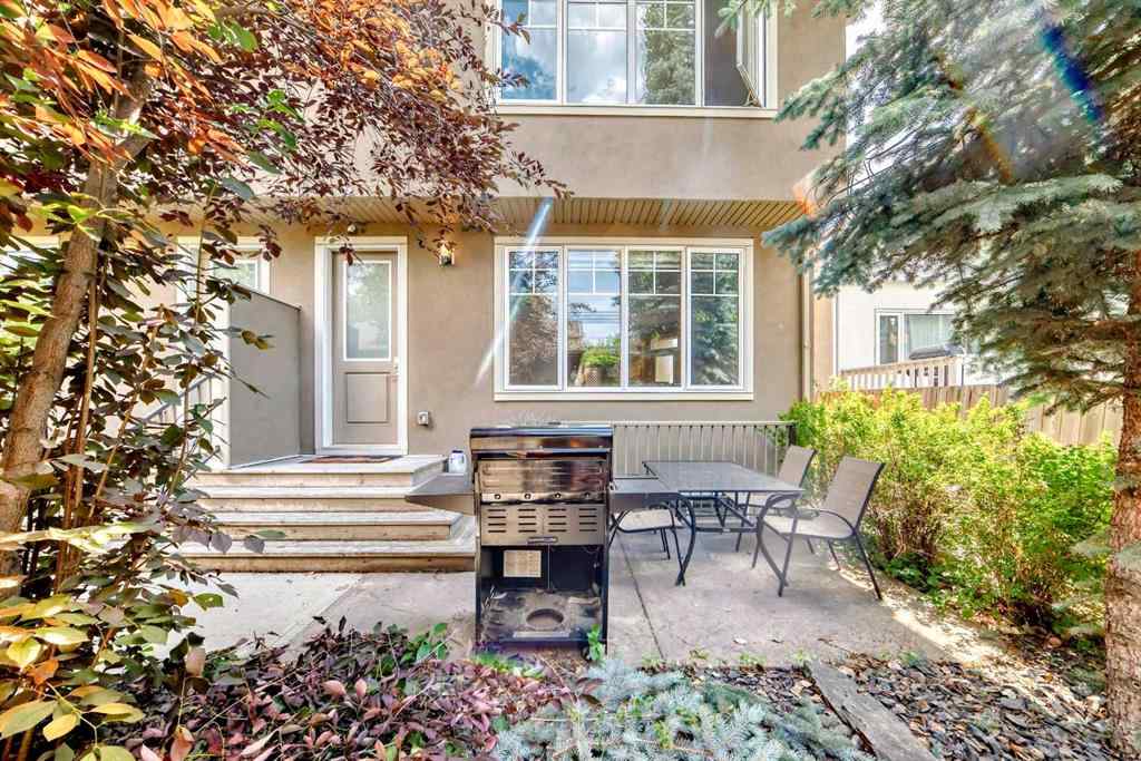MLS® A2261571 - Unit #2 924 3 Avenue NW in Sunnyside Calgary, Residential