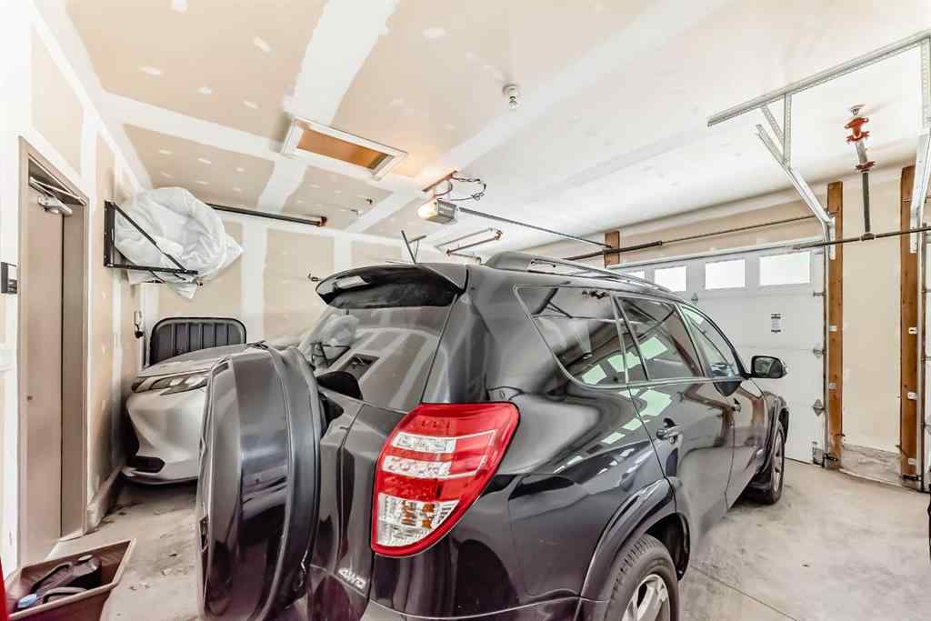 MLS® A2261571 - Unit #2 924 3 Avenue NW in Sunnyside Calgary, Residential