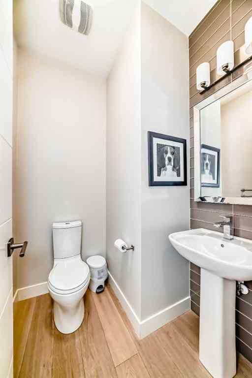 MLS® A2261571 - Unit #2 924 3 Avenue NW in Sunnyside Calgary, Residential