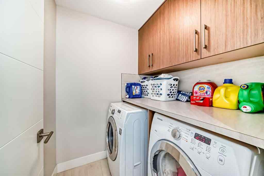 MLS® A2261571 - Unit #2 924 3 Avenue NW in Sunnyside Calgary, Residential