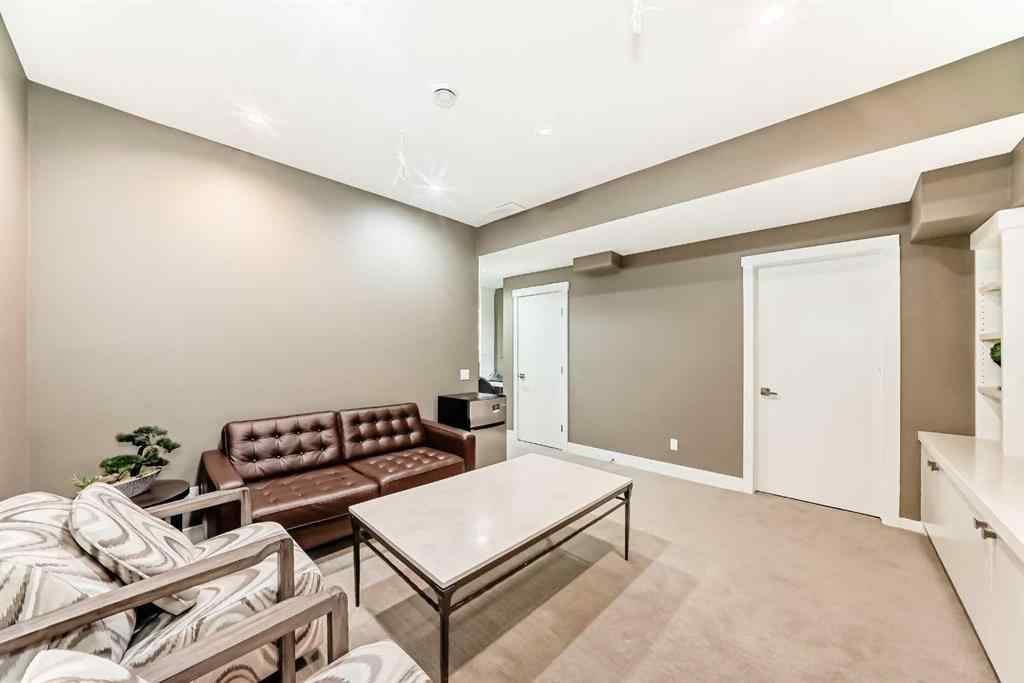 MLS® A2261571 - Unit #2 924 3 Avenue NW in Sunnyside Calgary, Residential