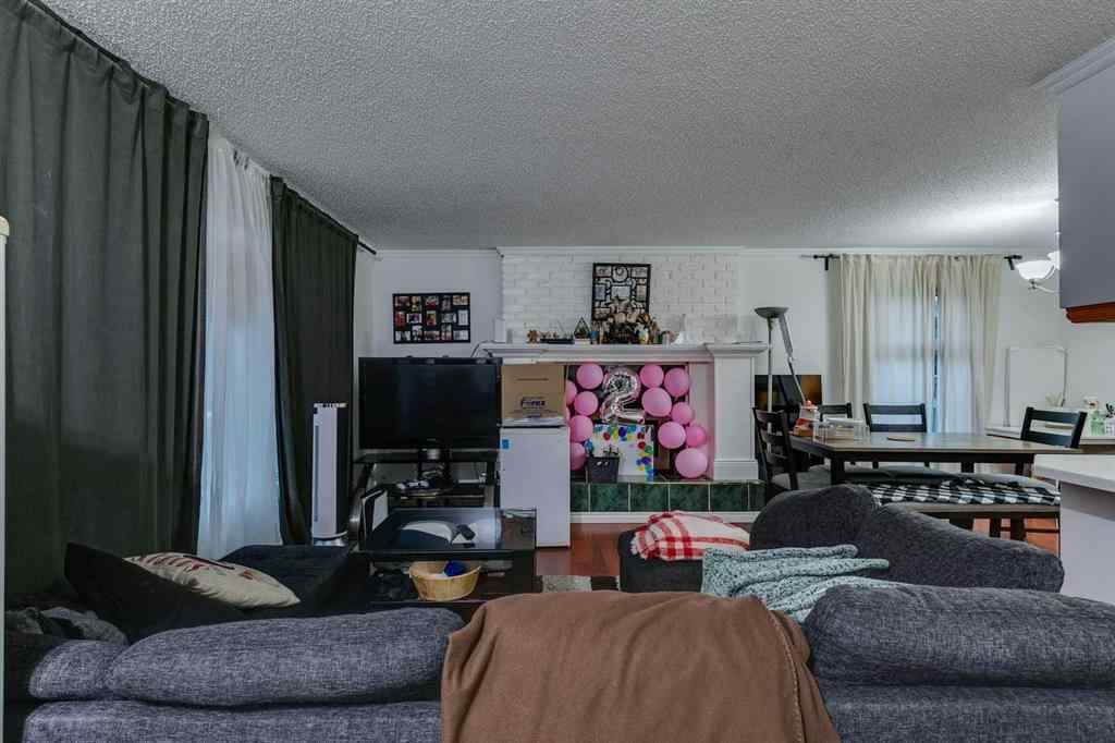 MLS® A2261574 - 100 Allandale Close SE in Acadia Calgary, Residential