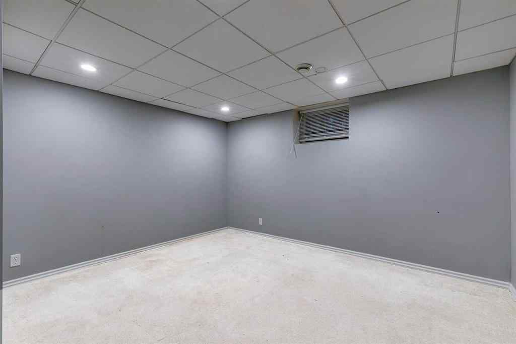 MLS® A2261574 - 100 Allandale Close SE in Acadia Calgary, Residential