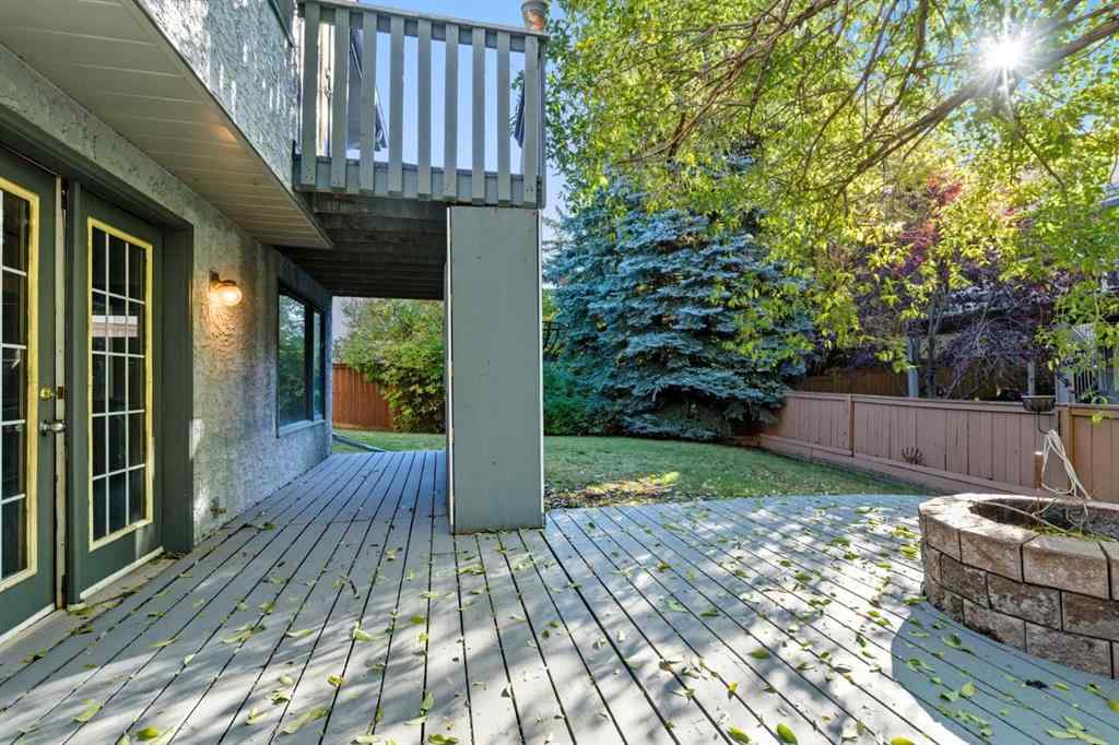 MLS® A2261577 - 135 Canterbury Court SW in Canyon Meadows Calgary, Residential