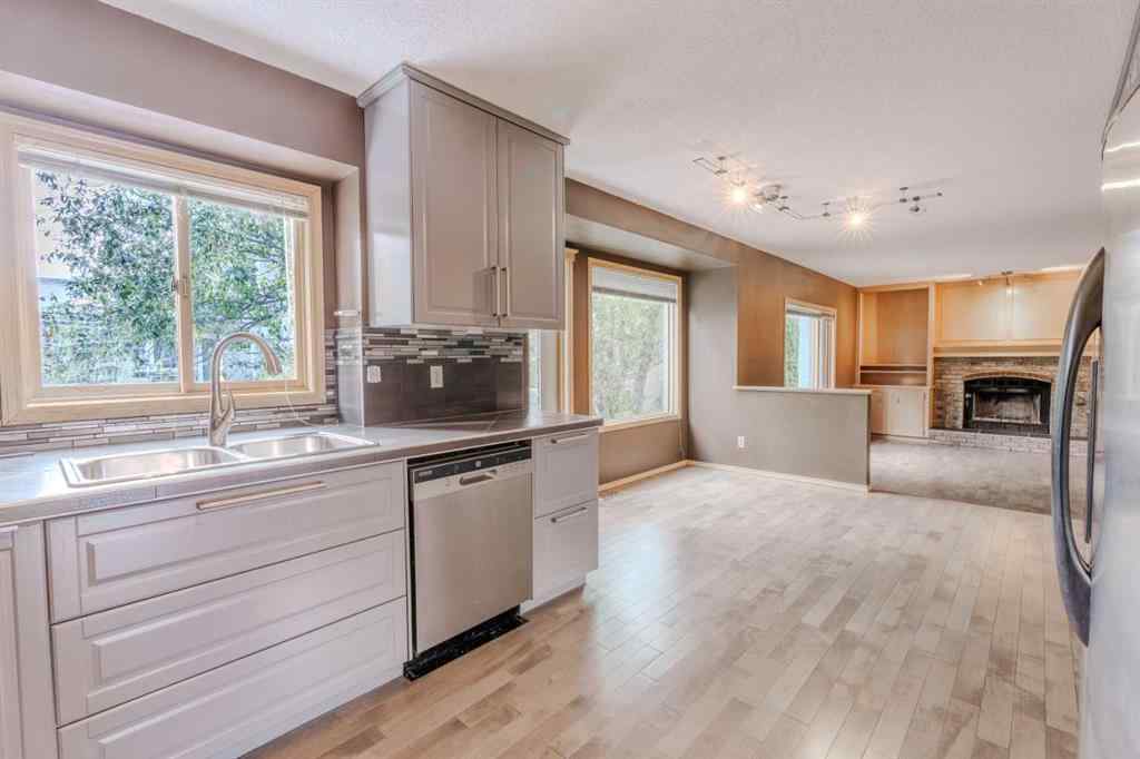 MLS® A2261577 - 135 Canterbury Court SW in Canyon Meadows Calgary, Residential