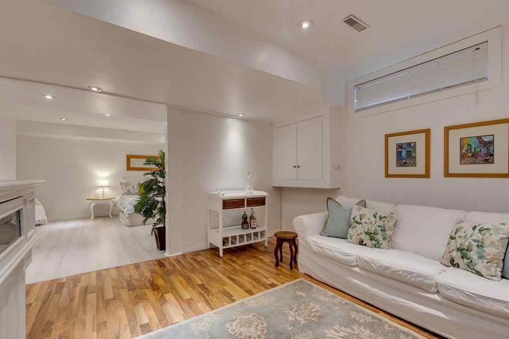 MLS® A2261578 - 1145 Sunlake Link SE in Sundance Calgary, Residential