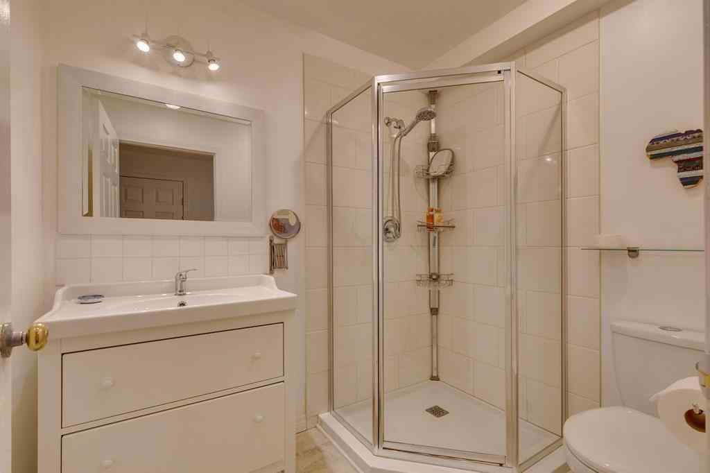 MLS® A2261578 - 1145 Sunlake Link SE in Sundance Calgary, Residential