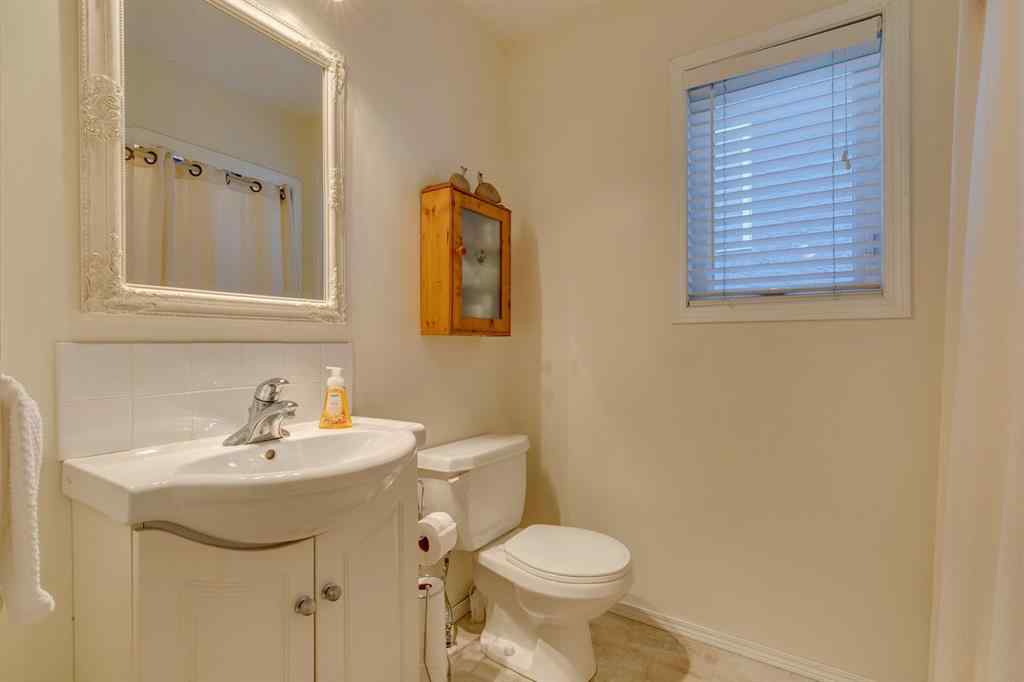 MLS® A2261578 - 1145 Sunlake Link SE in Sundance Calgary, Residential