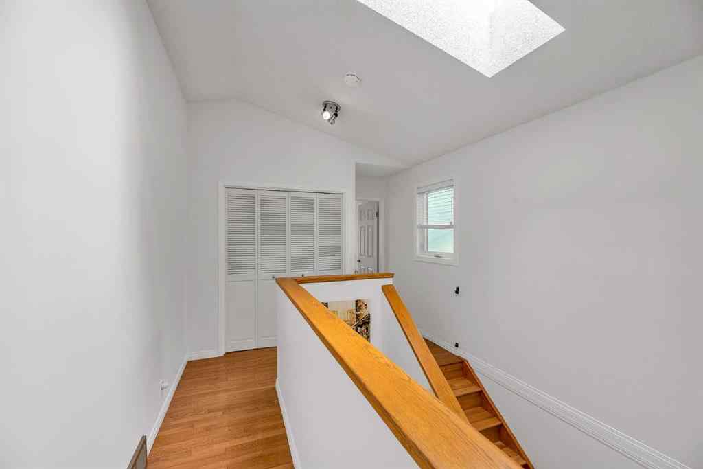 MLS® A2261580 - 1629 29 Avenue SW in South Calgary Calgary, Residential