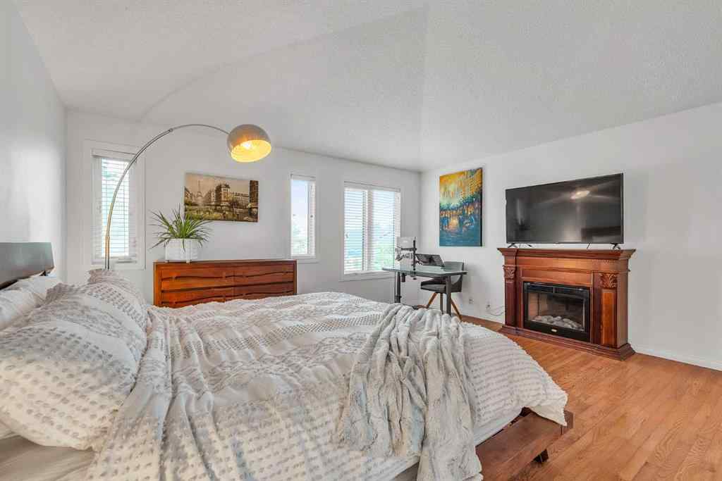 MLS® A2261580 - 1629 29 Avenue SW in South Calgary Calgary, Residential