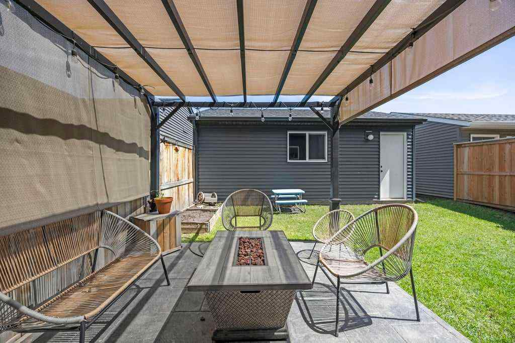 MLS® A2261581 - 42 Wolf Creek Manor SE in Wolf Willow Calgary, Residential