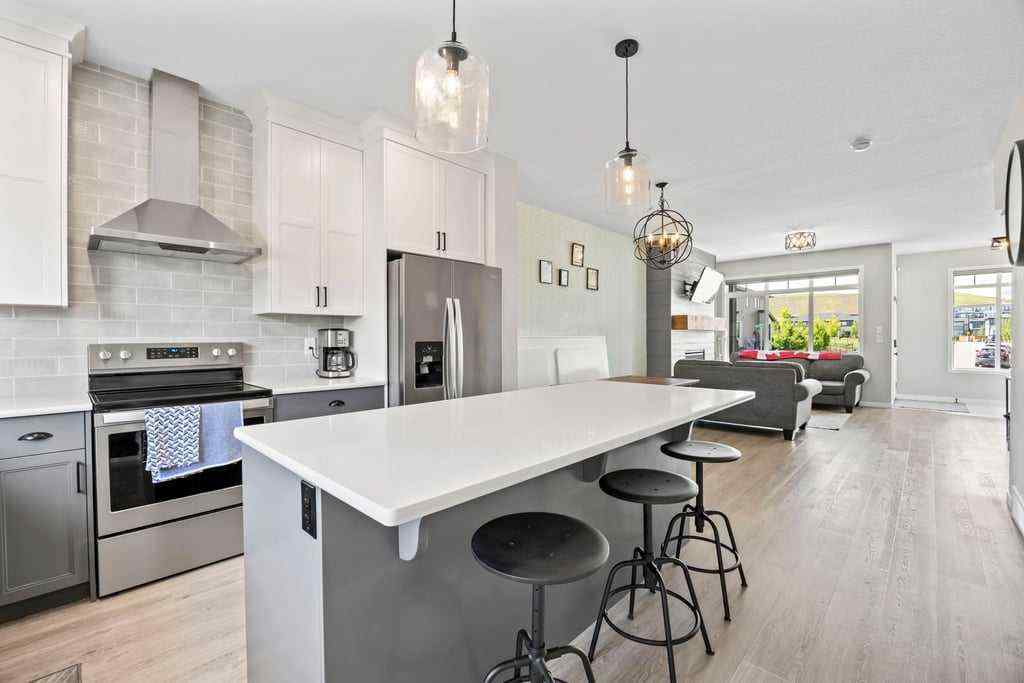 MLS® A2261581 - 42 Wolf Creek Manor SE in Wolf Willow Calgary, Residential