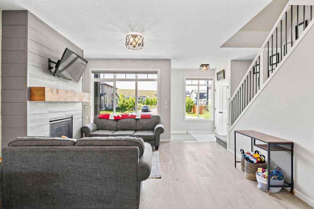 MLS® A2261581 - 42 Wolf Creek Manor SE in Wolf Willow Calgary, Residential