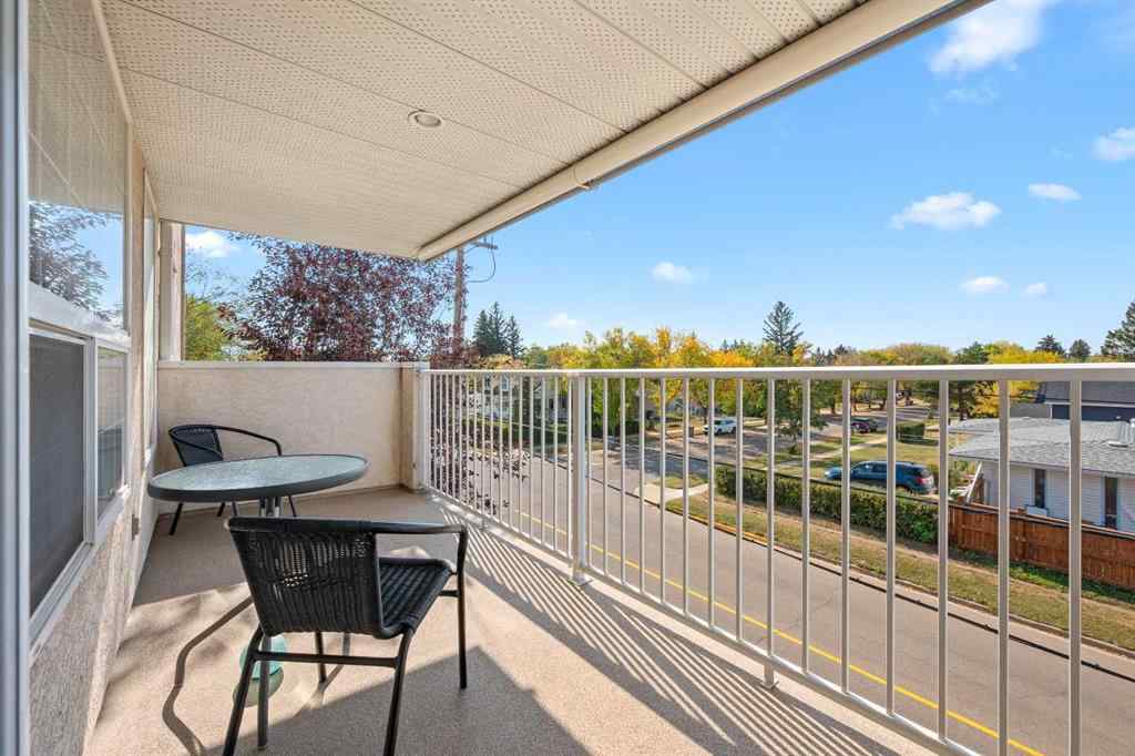 MLS® A2261586 - Unit #206 5120 48 Street  in Central Business District Lloydminster, Residential