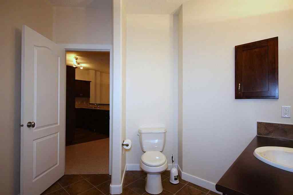 MLS® A2261593 - Unit #518 30 Discovery Ridge Close SW in Discovery Ridge Calgary, Residential