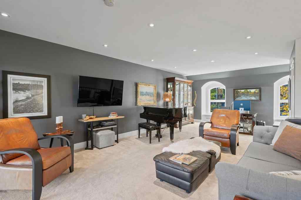 MLS® A2261596 - 2818 36 Street SW in Killarney/Glengarry Calgary, Residential