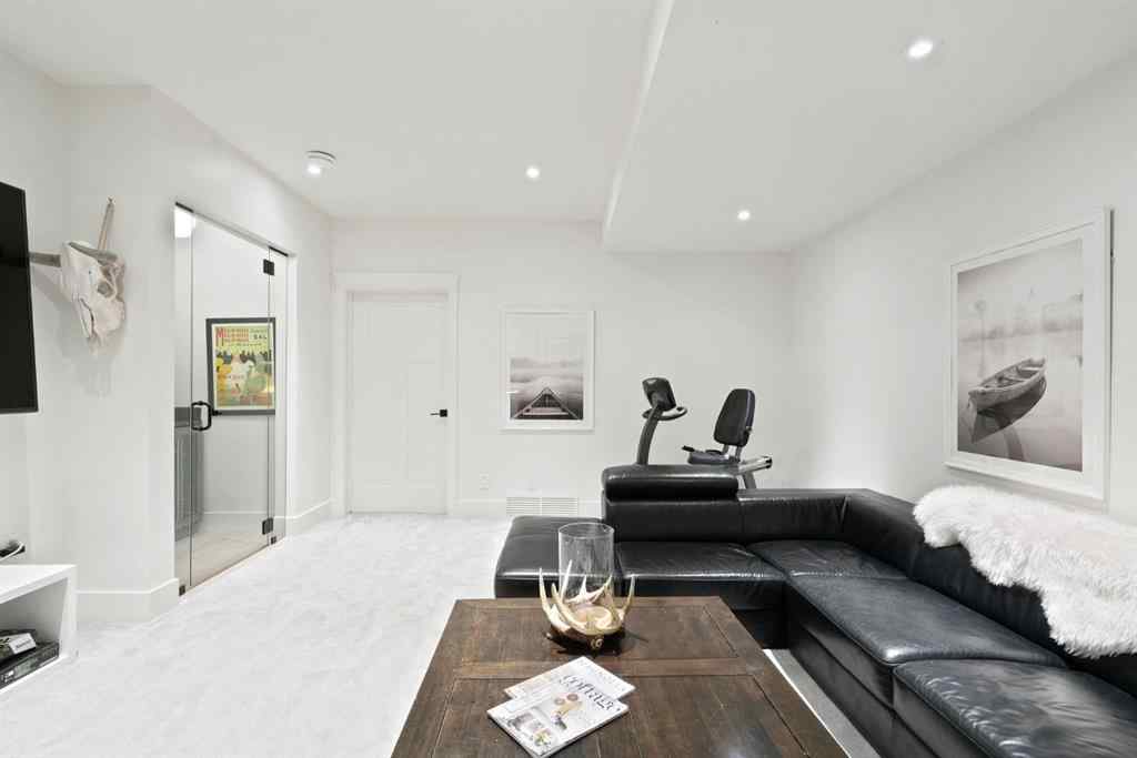 MLS® A2261596 - 2818 36 Street SW in Killarney/Glengarry Calgary, Residential