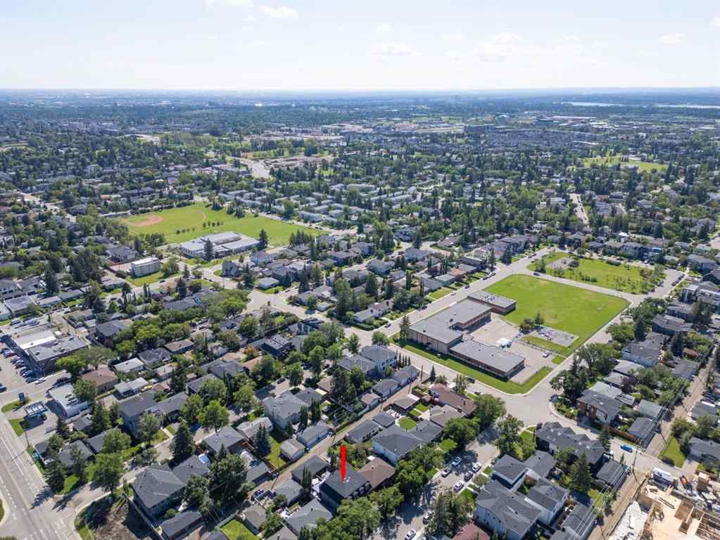 MLS® A2261596 - 2818 36 Street SW in Killarney/Glengarry Calgary, Residential