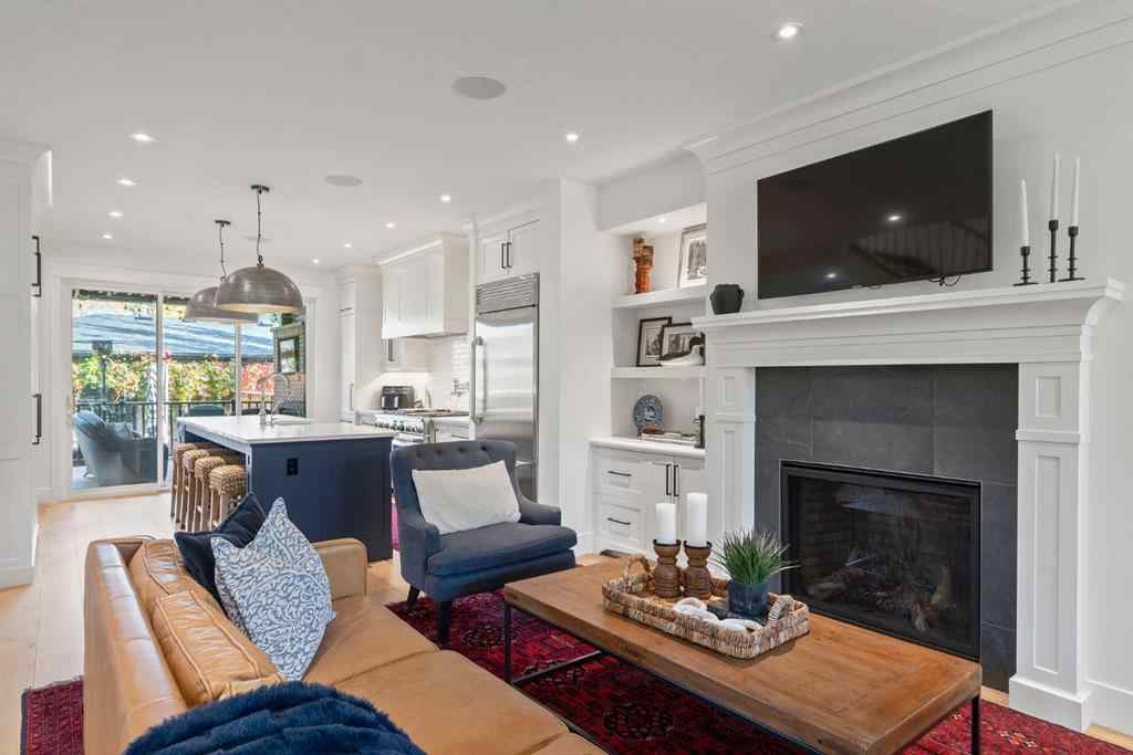 MLS® A2261596 - 2818 36 Street SW in Killarney/Glengarry Calgary, Residential