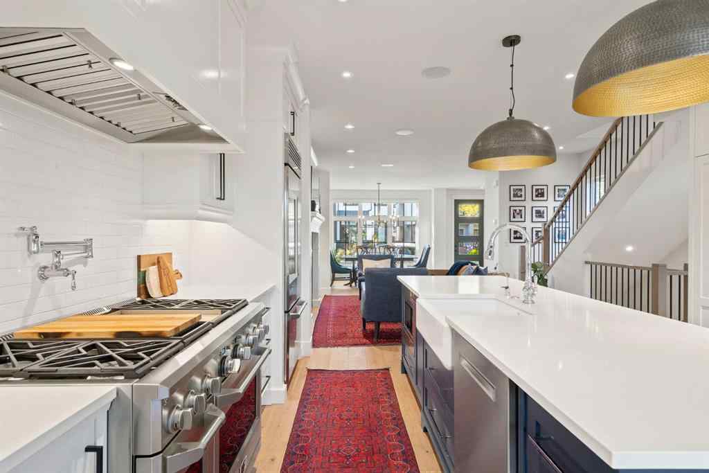 MLS® A2261596 - 2818 36 Street SW in Killarney/Glengarry Calgary, Residential