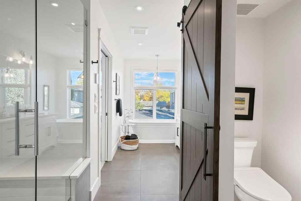 MLS® A2261596 - 2818 36 Street SW in Killarney/Glengarry Calgary, Residential